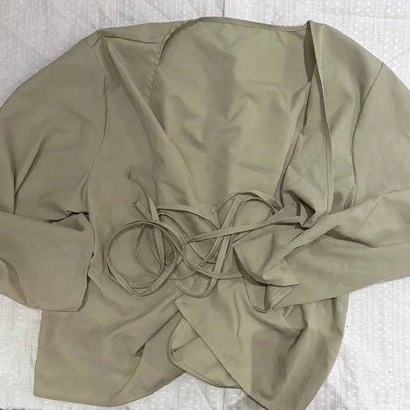 Olive Tie-Front Women's Top Workwear - M - Picture 2 of 4